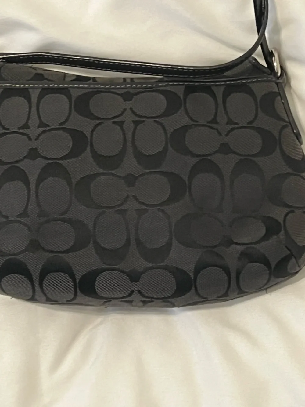 : Vintage Coach Soho Black Signature Canvas Crossbody Bag Y2K Buckle